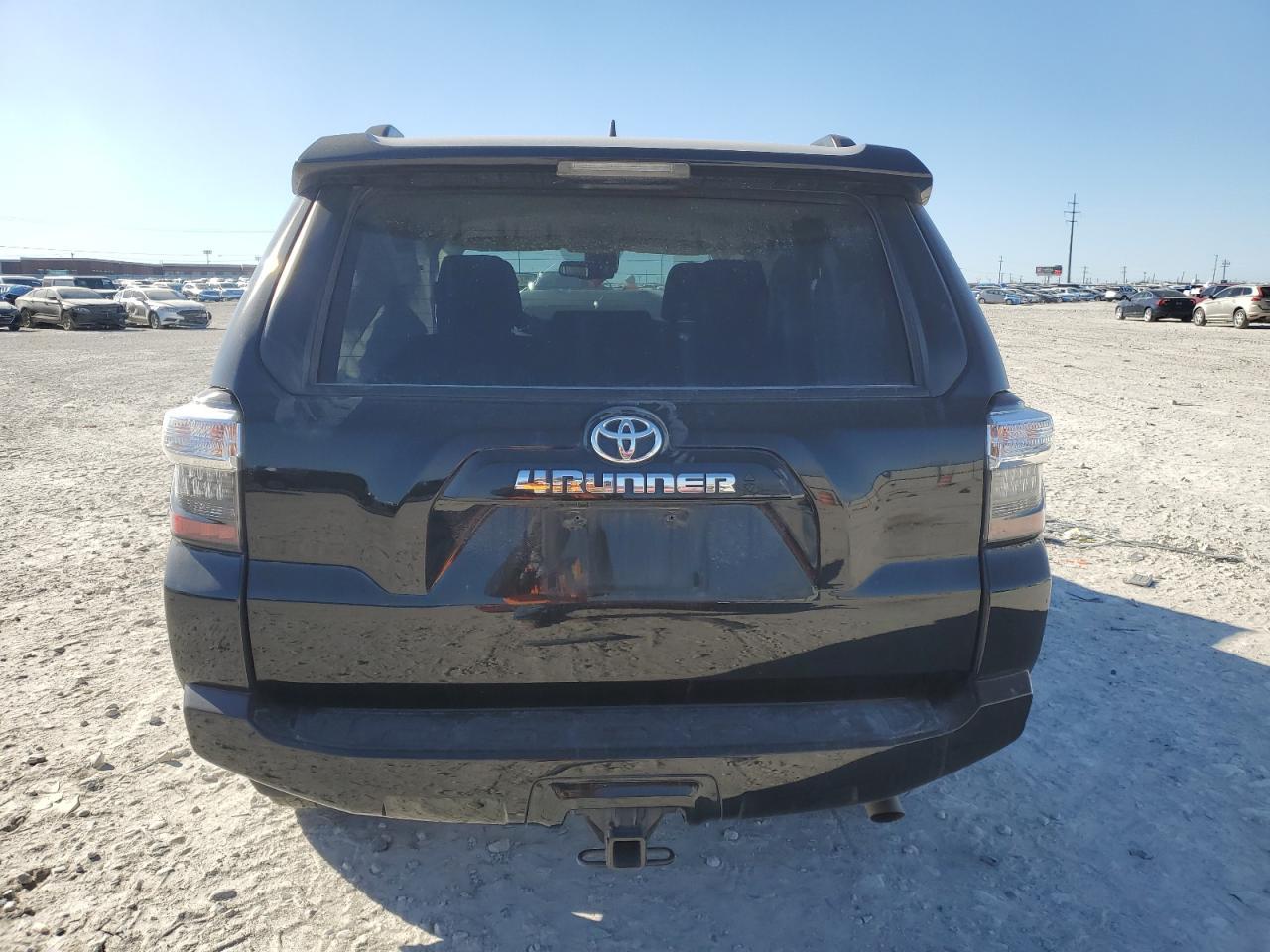 2022 TOYOTA 4RUNNER SR - Фото 6