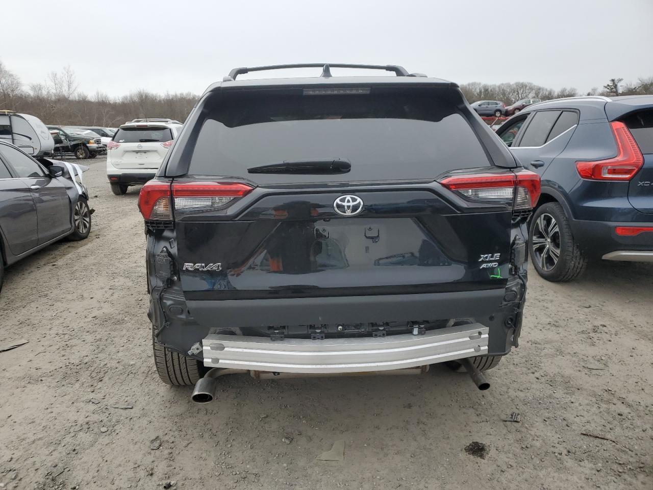 2024 TOYOTA RAV4 XLE P - Image 6