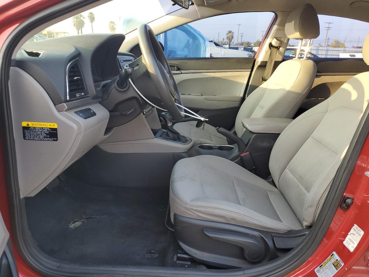 2017 HYUNDAI ELANTRA SE - Image 7