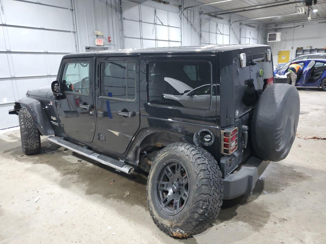 2012 JEEP WRANGLER U - Image 2