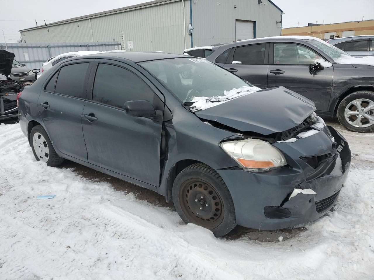 2011 TOYOTA YARIS - Image 4