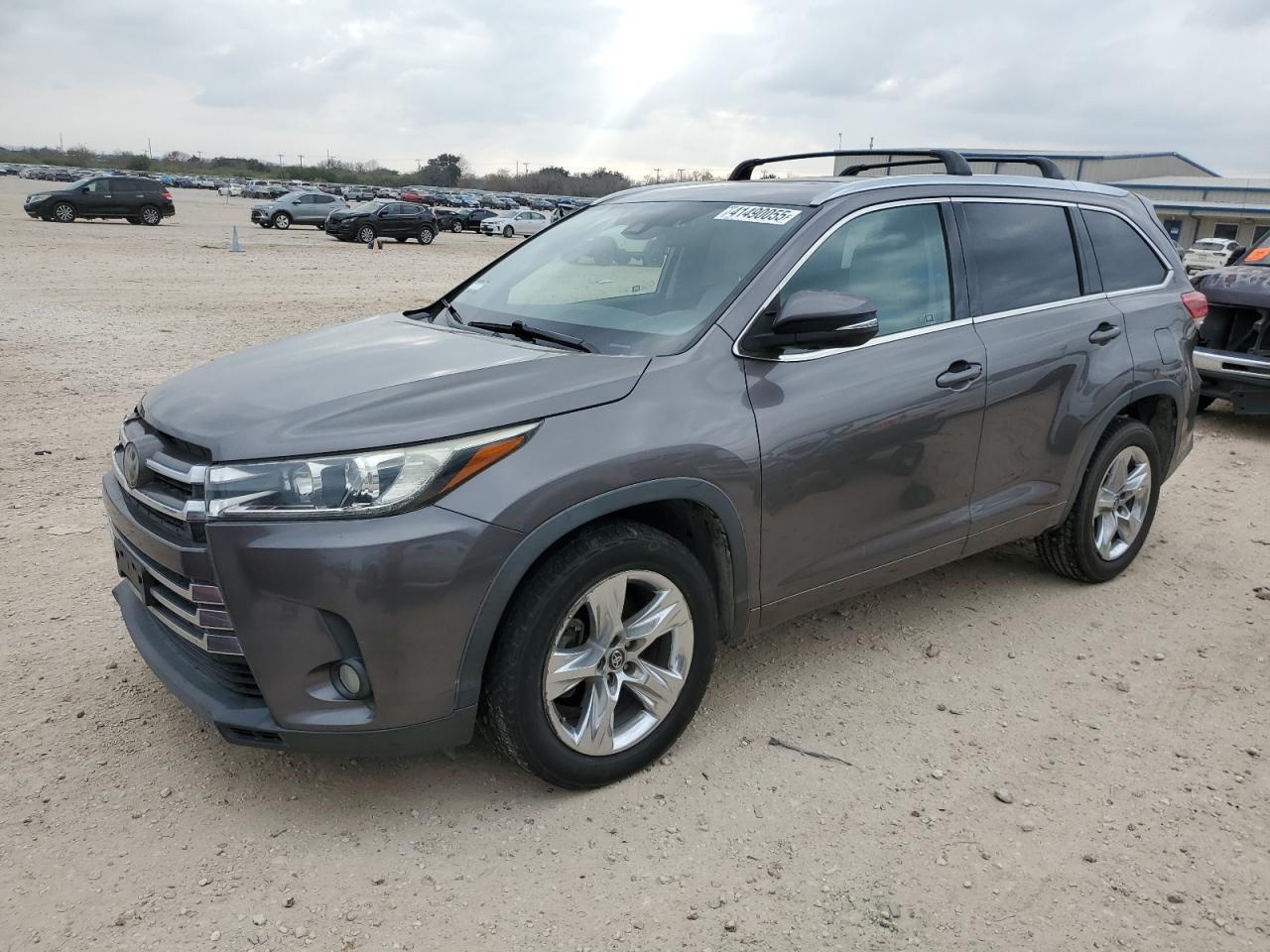 2018 TOYOTA HIGHLANDER