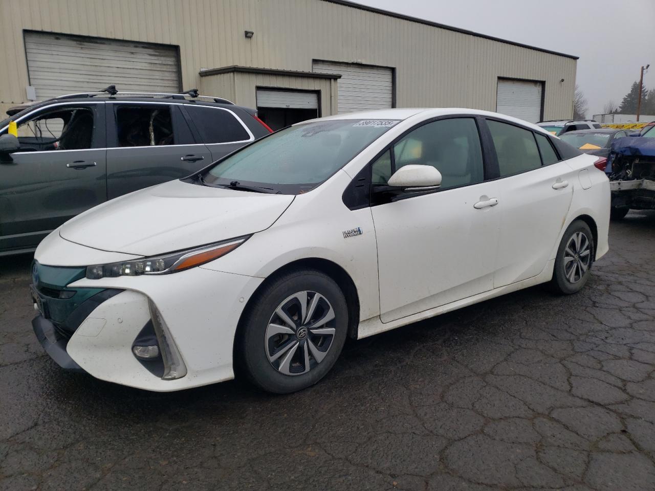 2018 TOYOTA PRIUS PRIM