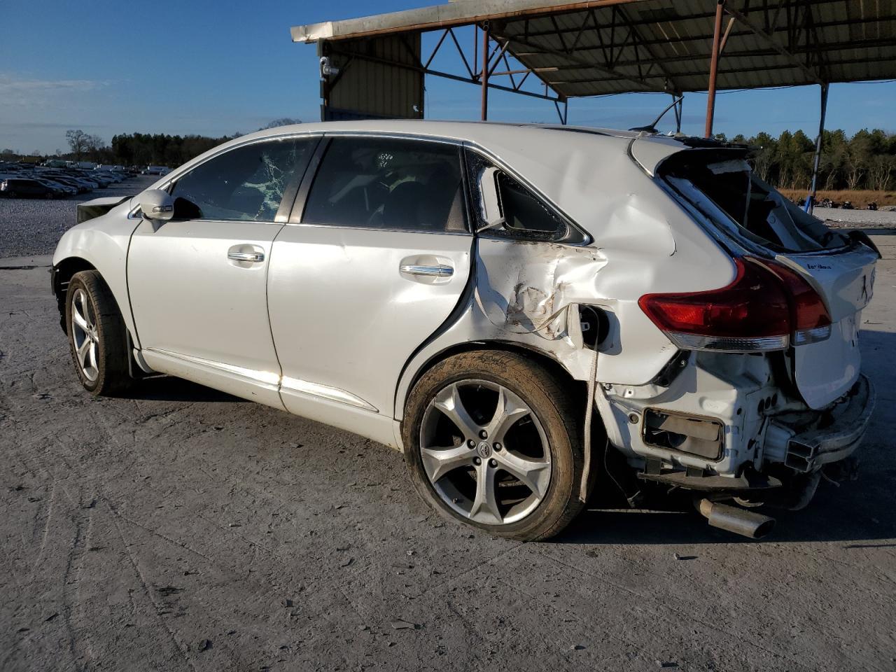 2014 TOYOTA VENZA LE - Image 2