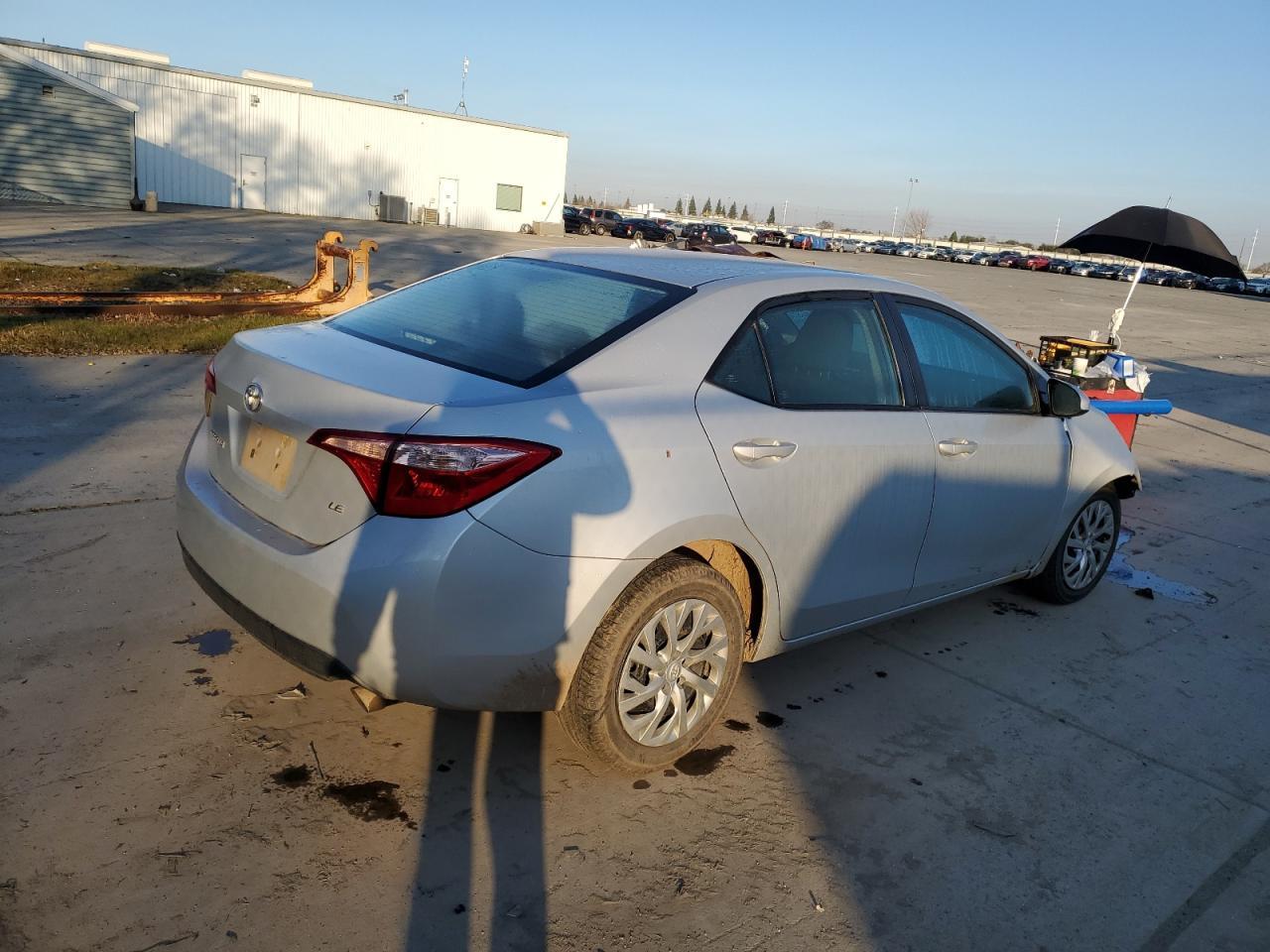 2019 TOYOTA COROLLA L - Image 3