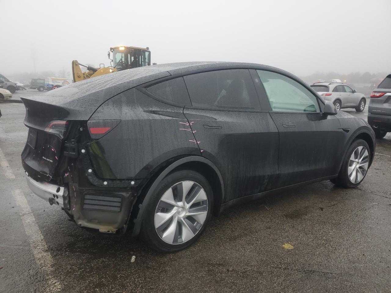 2023 TESLA MODEL Y - Image 3