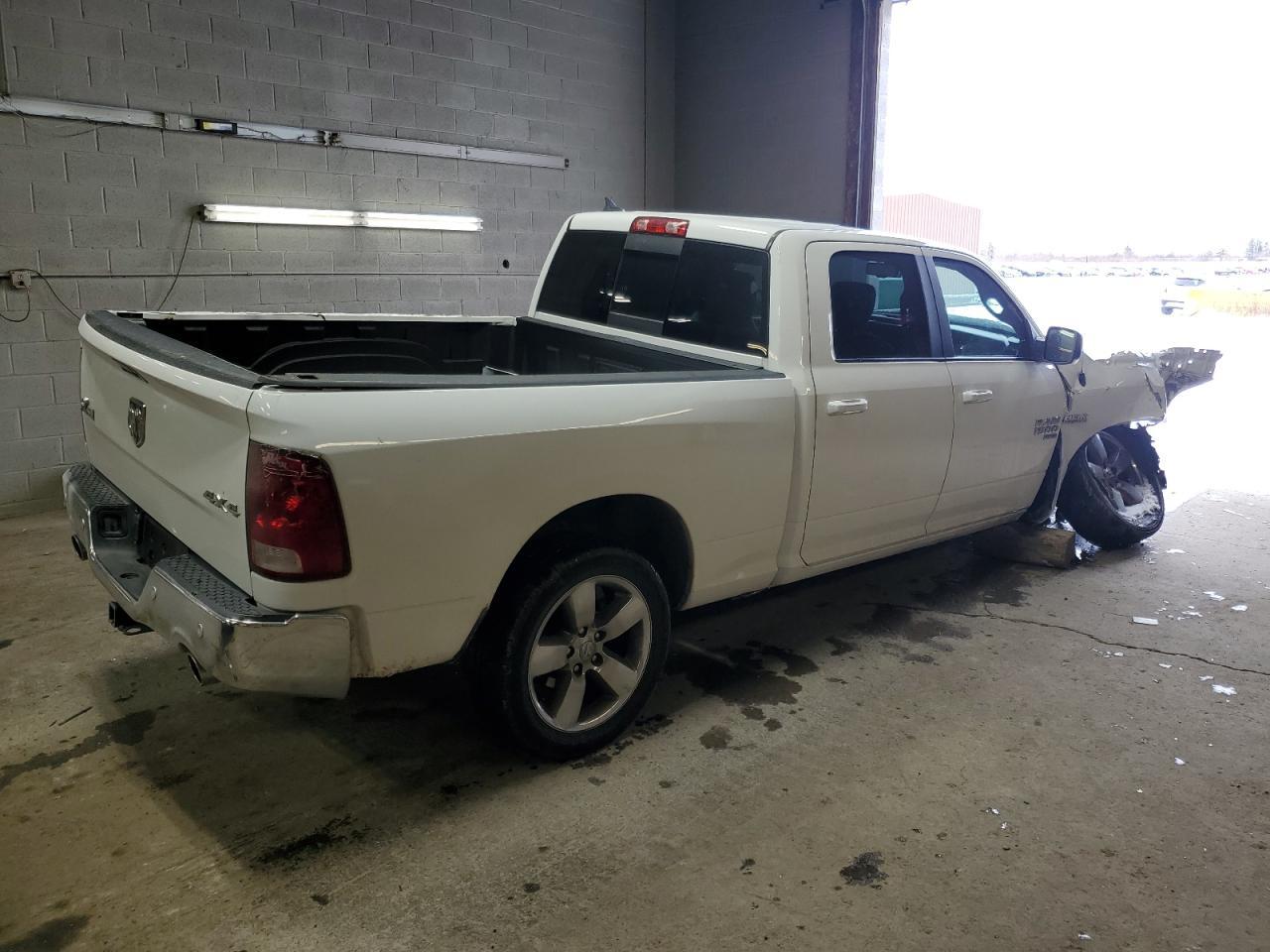 2019 RAM 1500 CLASS - Image 3