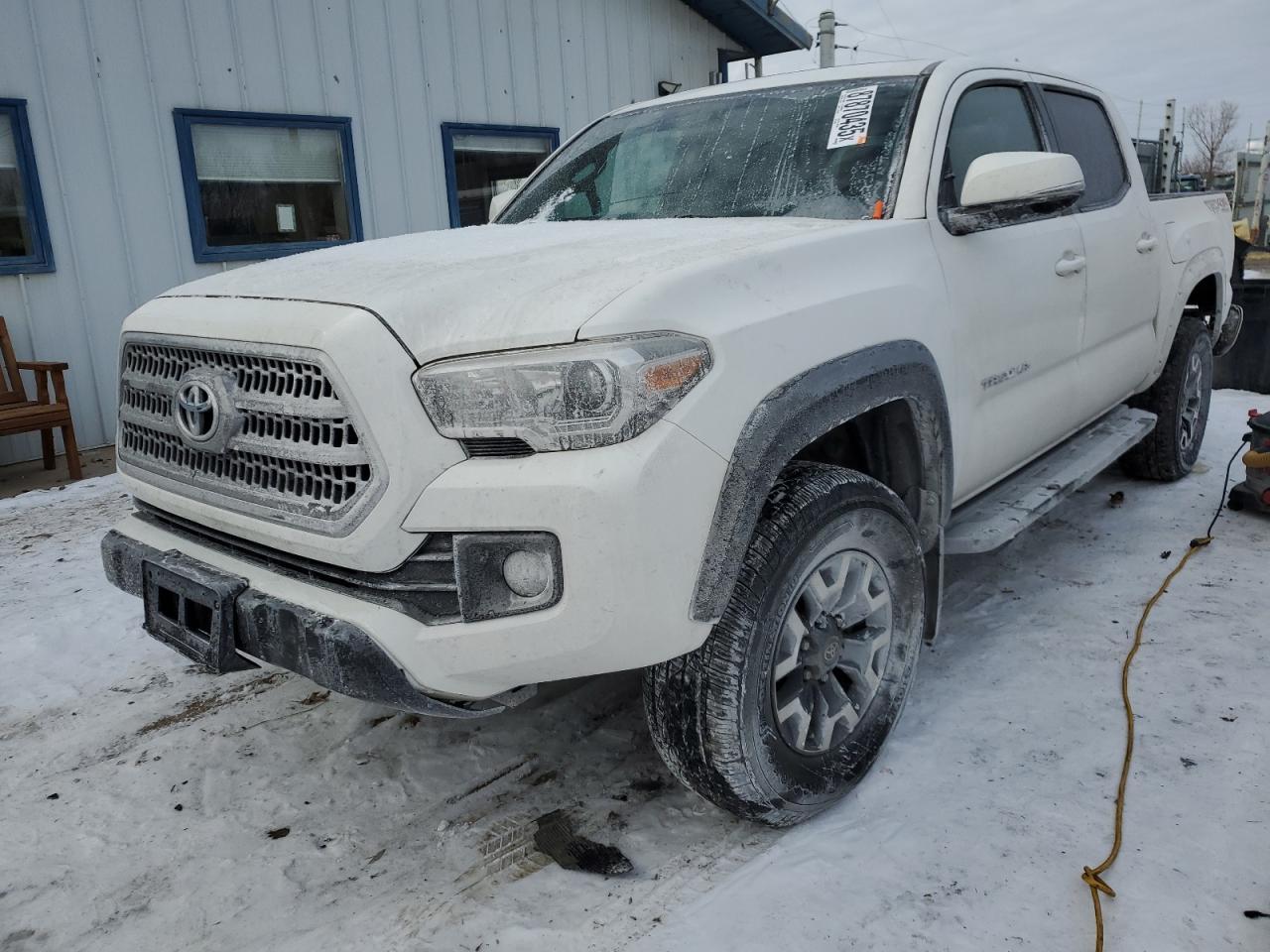 2016 TOYOTA TACOMA DOU car image