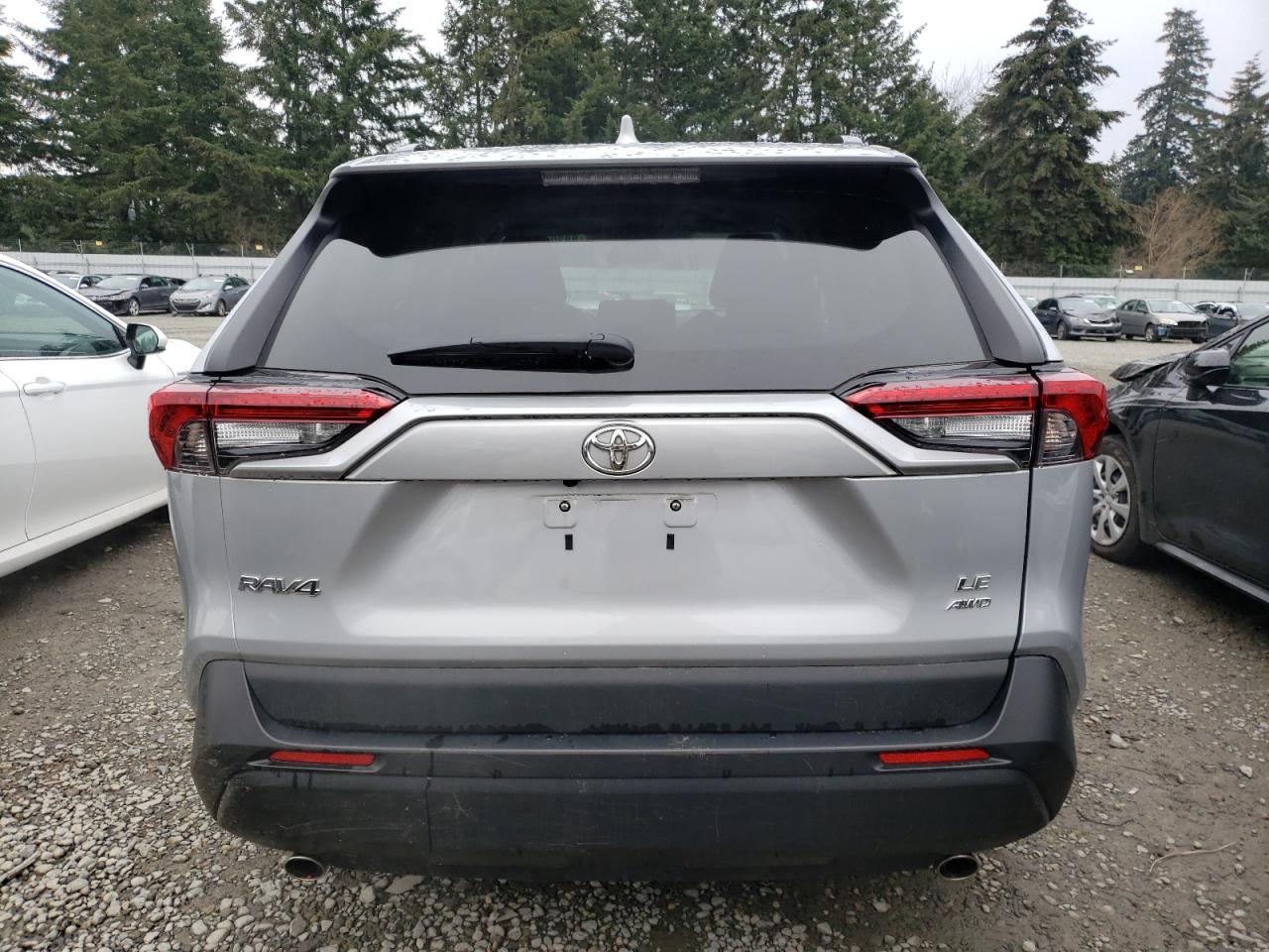 2021 TOYOTA RAV4 LE - Image 6