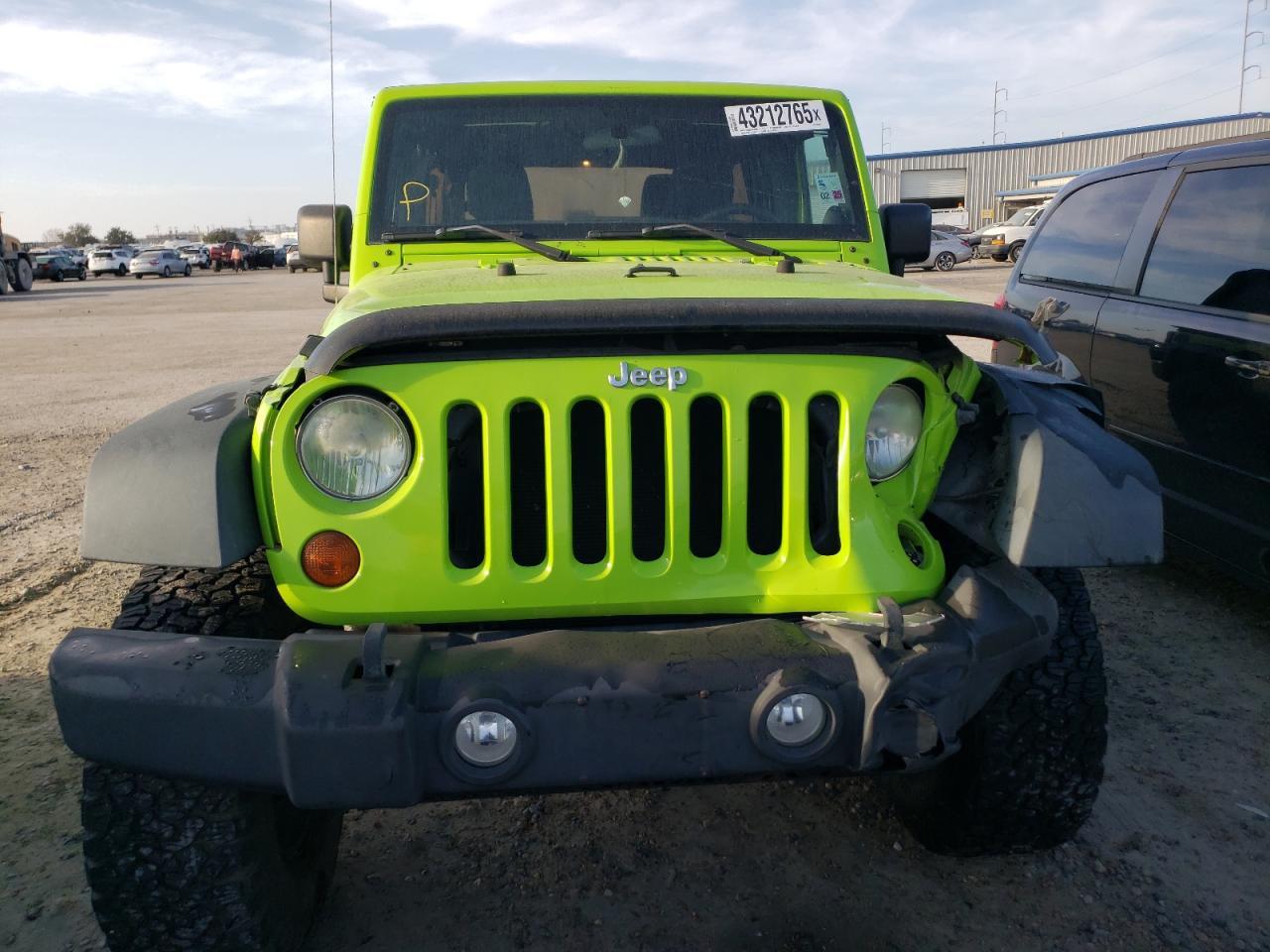 2012 JEEP WRANGLER U - Image 5