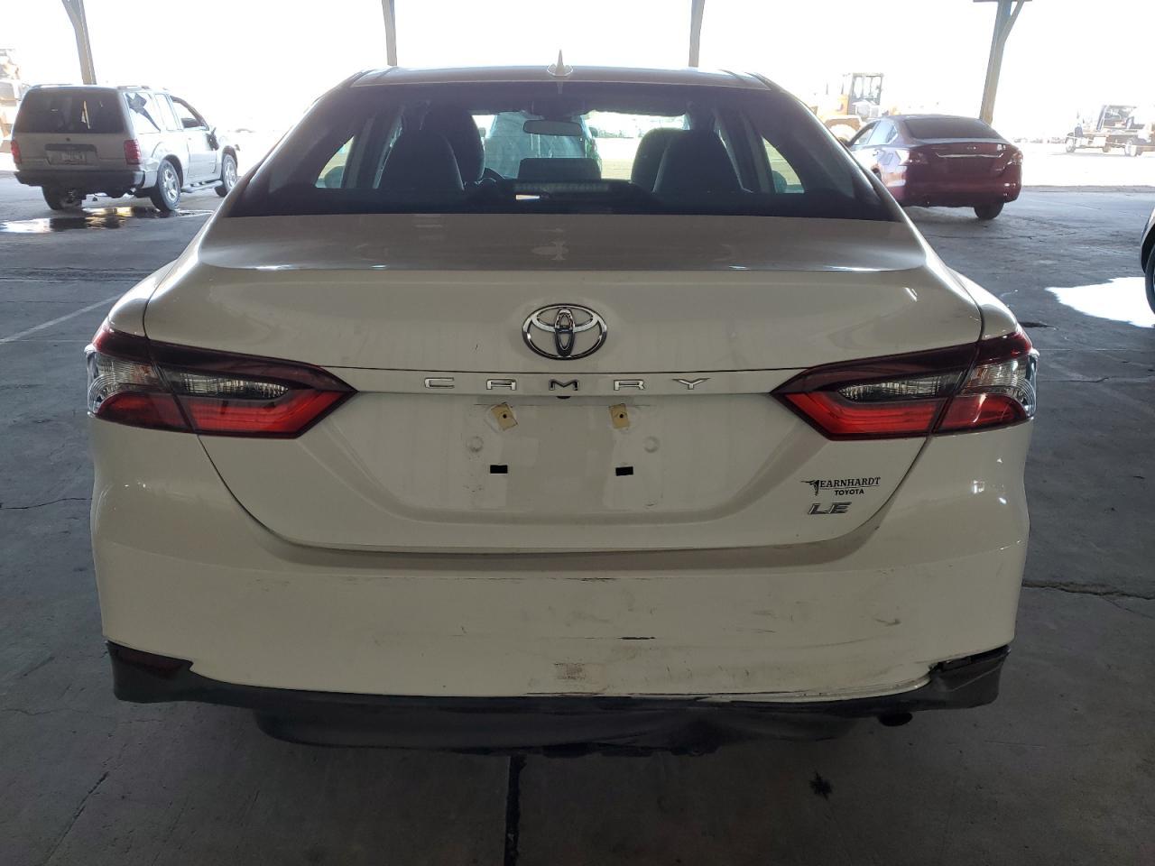 2024 TOYOTA CAMRY LE - Фото 6
