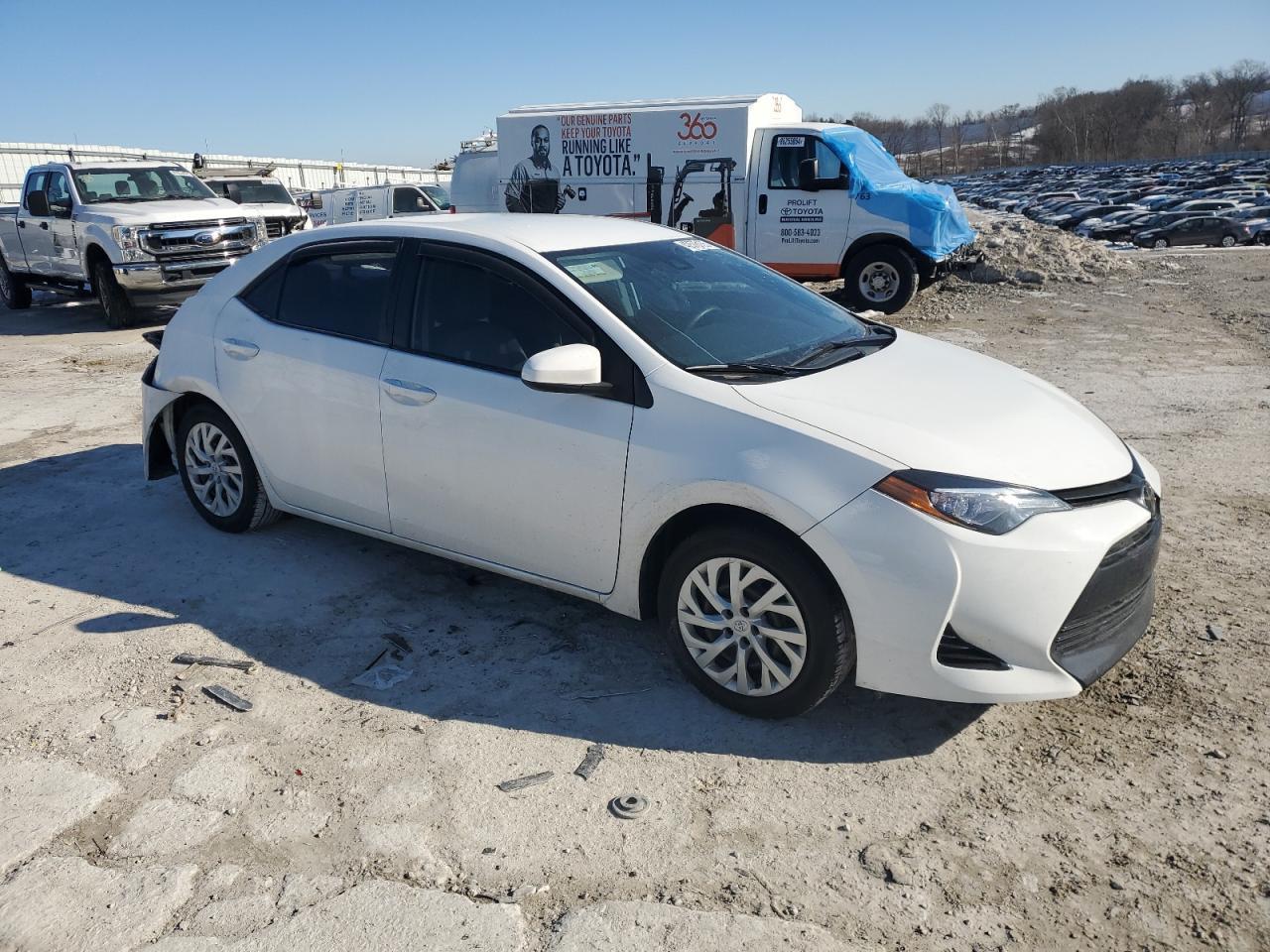 2019 TOYOTA COROLLA L - Image 4