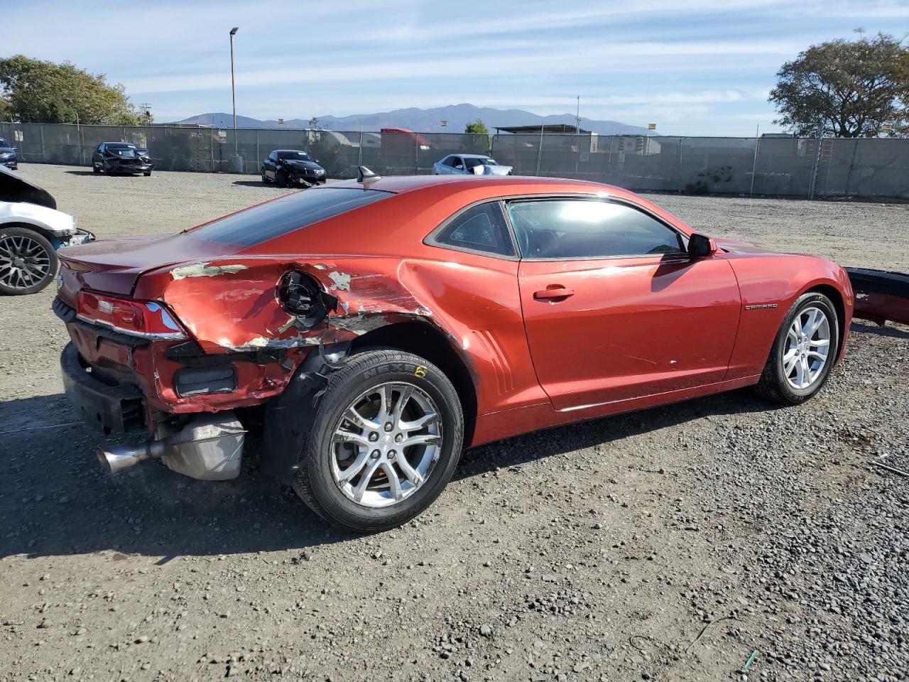 2014 CHEVROLET CAMARO LS - Фото 3