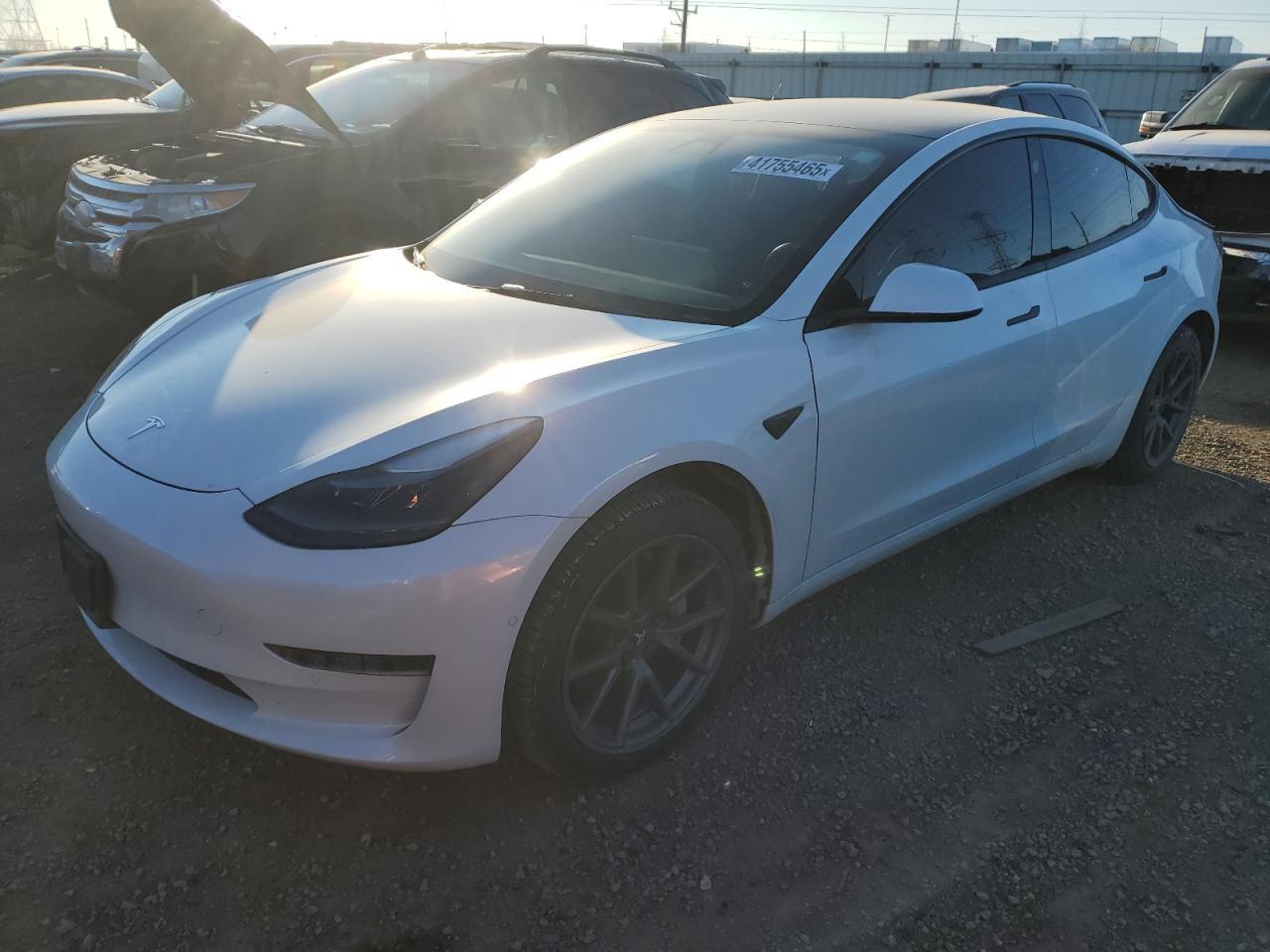 2022 TESLA MODEL 3