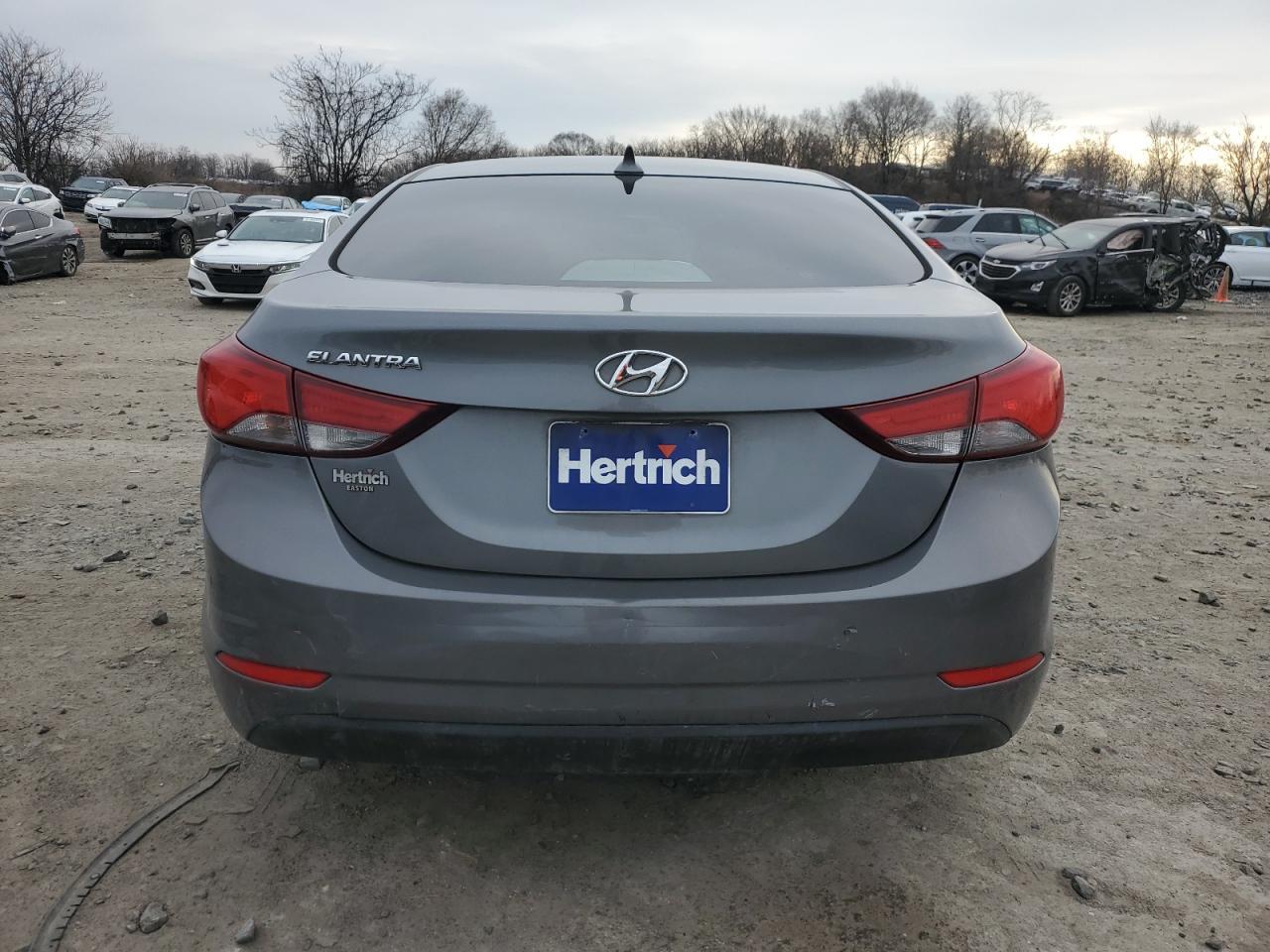 2014 HYUNDAI ELANTRA SE - Image 6