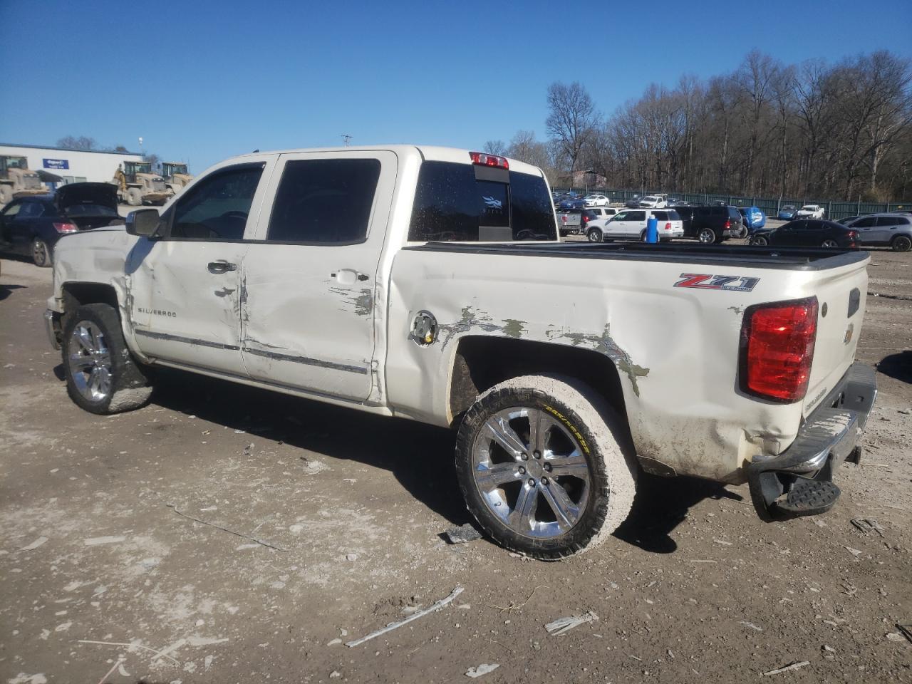 2014 CHEVROLET SILVERADO - Image 2