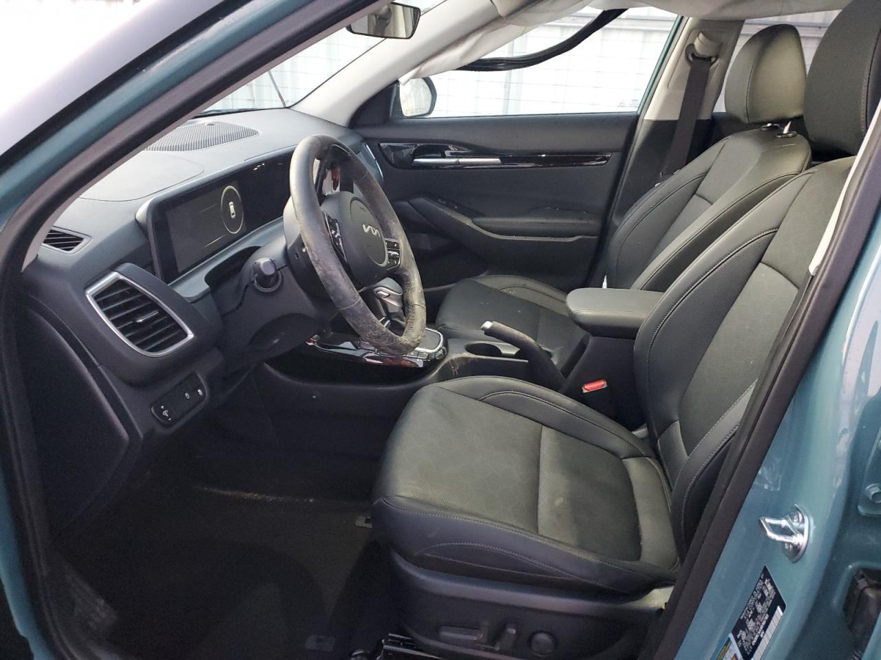 2024 KIA SELTOS EX - Image 7