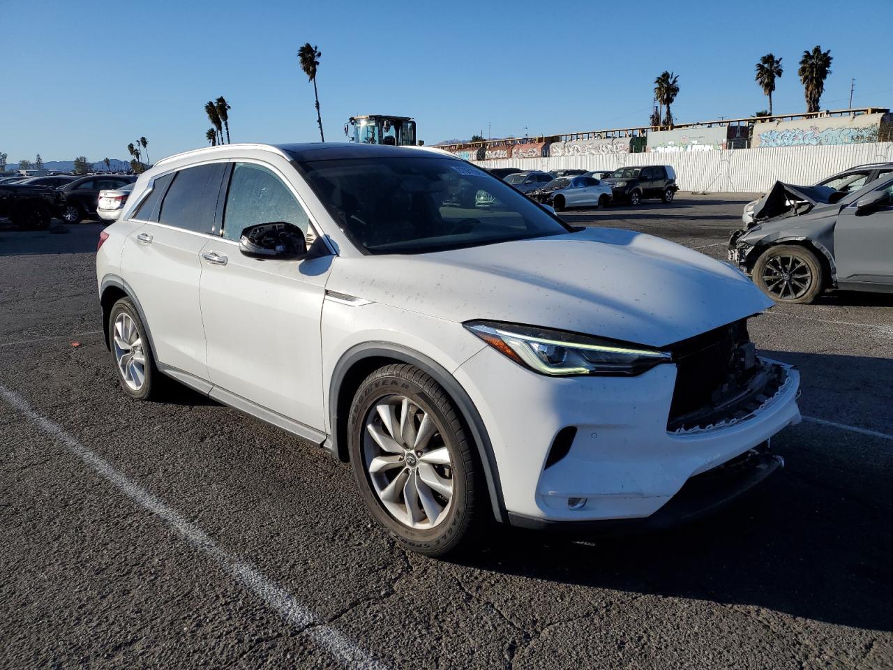 2019 INFINITI QX50 ESSEN - Image 4