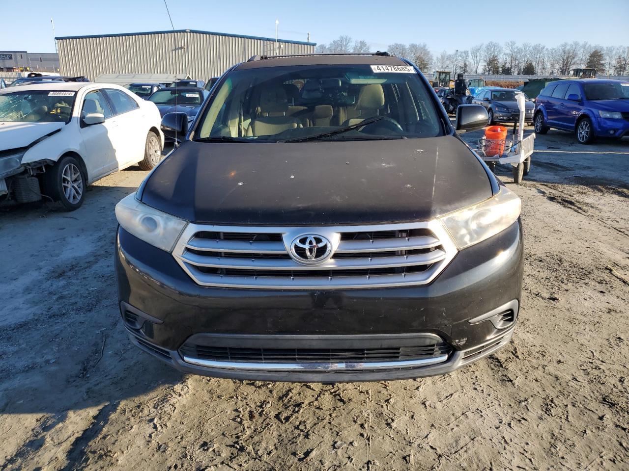 2011 TOYOTA HIGHLANDER - Фото 5