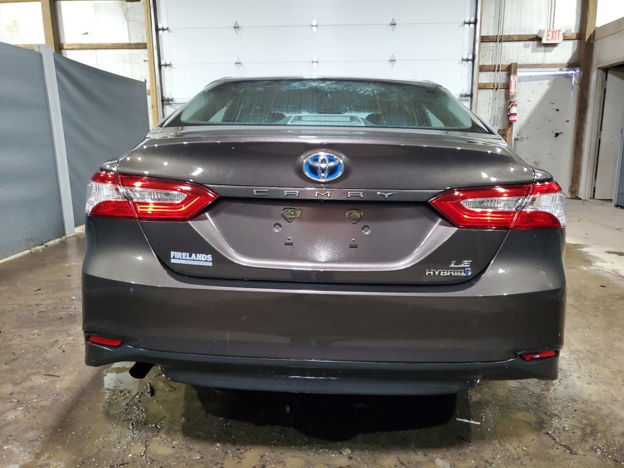 2018 TOYOTA CAMRY LE - Фото 6
