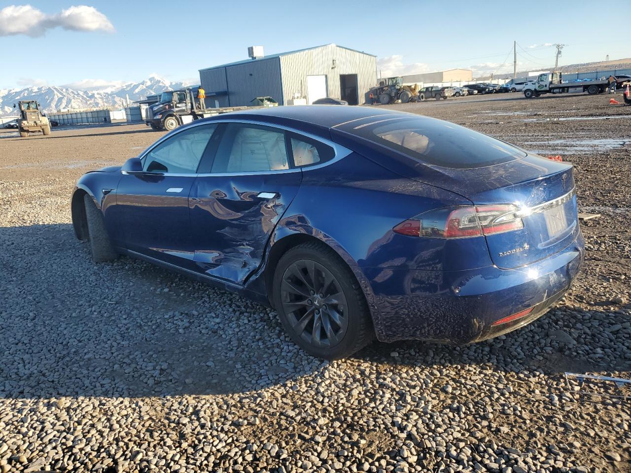 2018 TESLA MODEL S - Фото 2