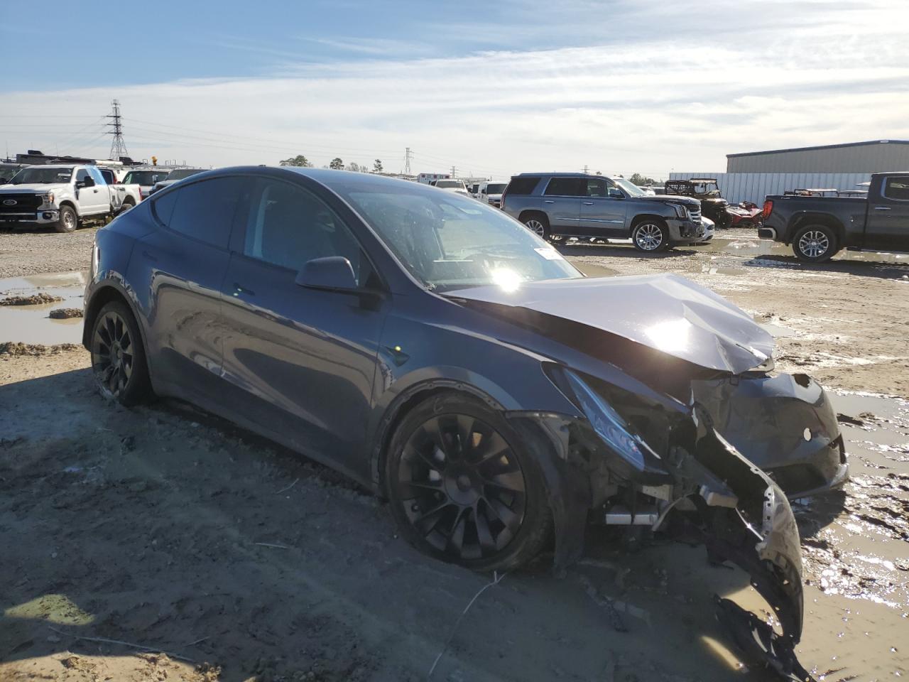 2023 TESLA MODEL Y - Фото 4