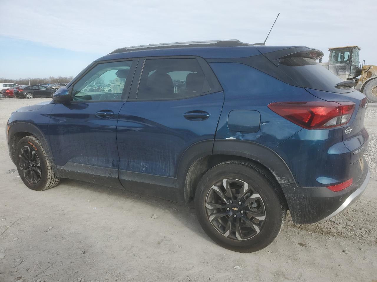 2021 CHEVROLET TRAILBLAZE - Image 2