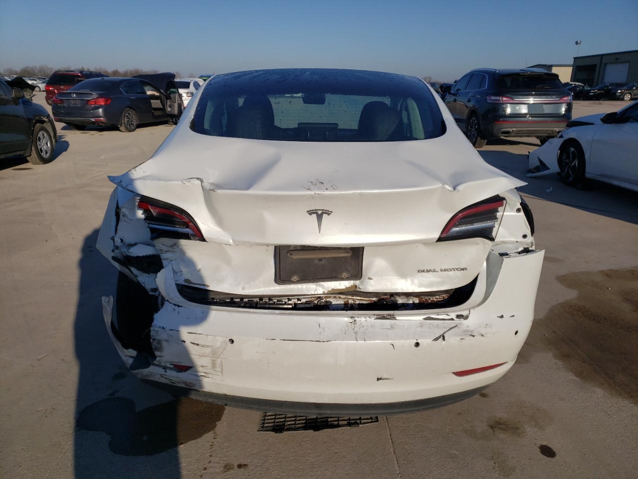 2019 TESLA MODEL 3 - Image 6