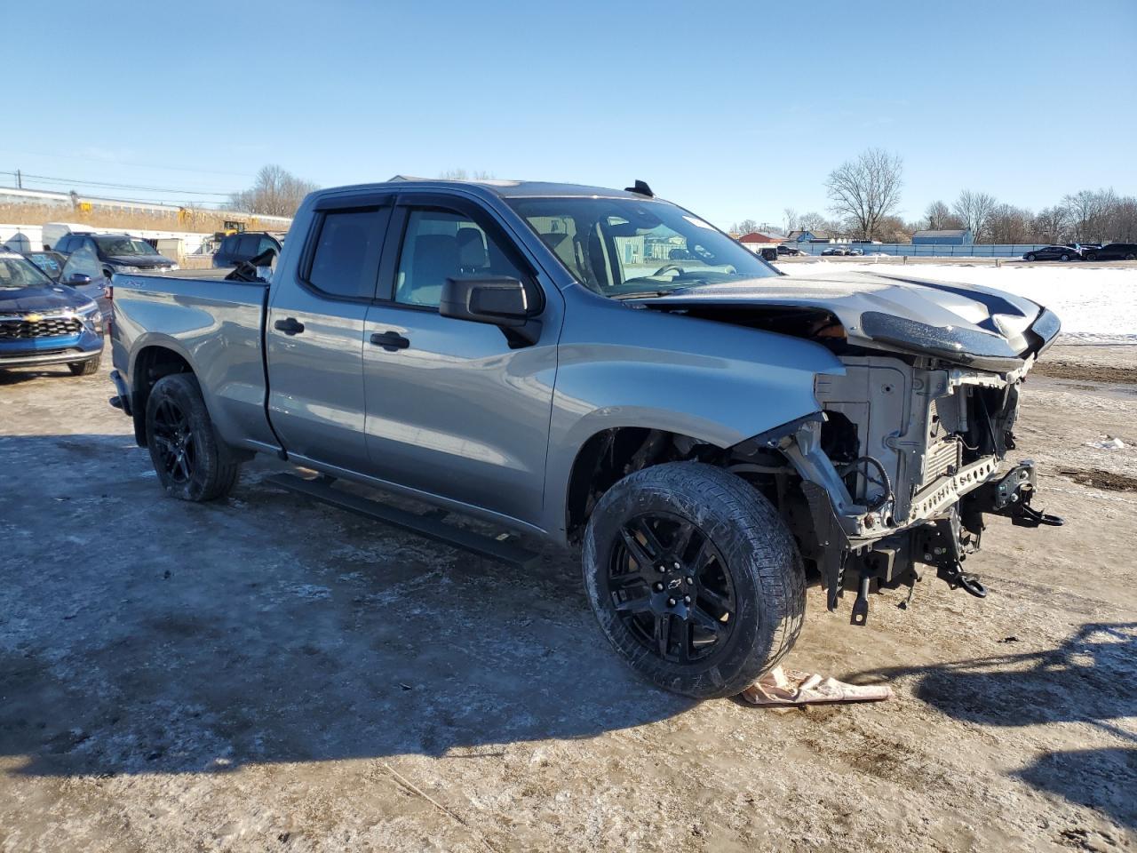 2023 CHEVROLET SILVERADO - Фото 4
