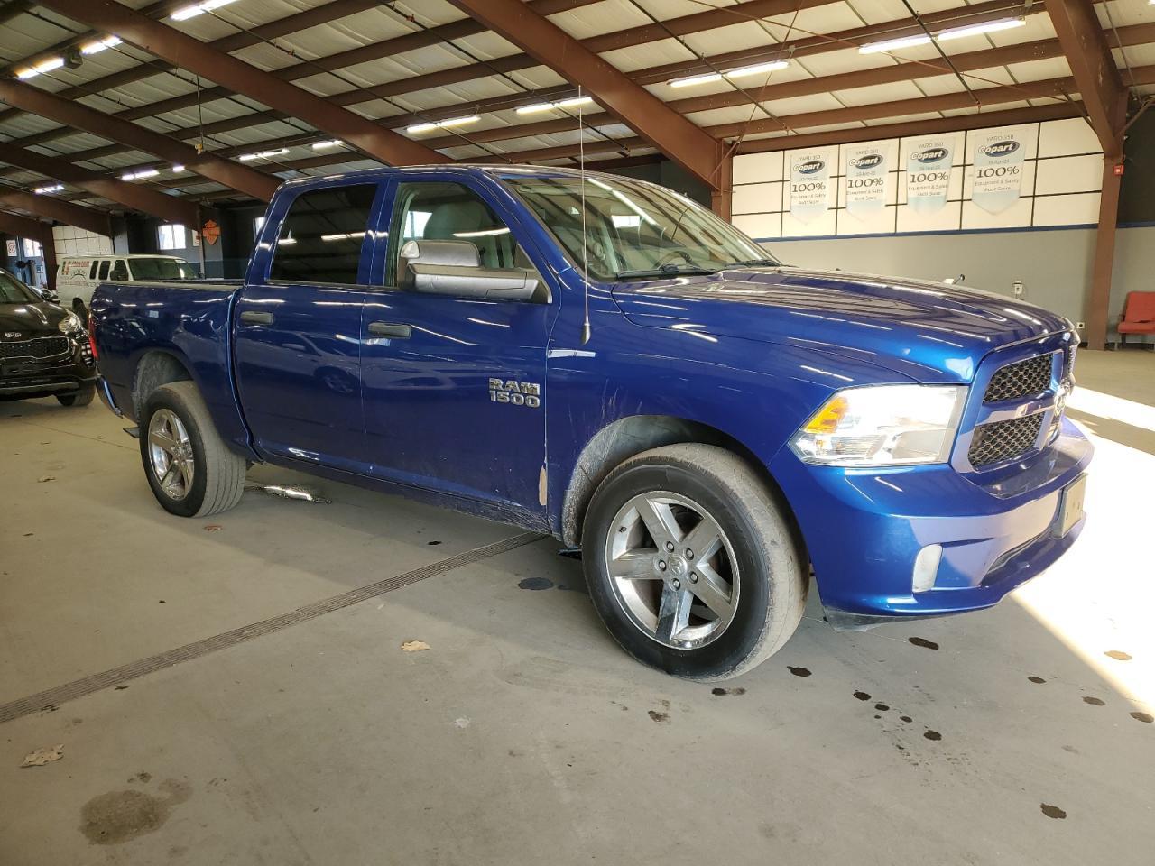 2018 RAM 1500 ST - Image 4