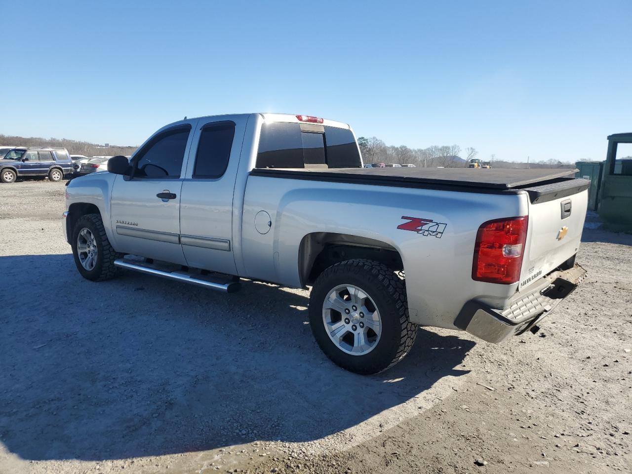 2013 CHEVROLET SILVERADO - Image 2