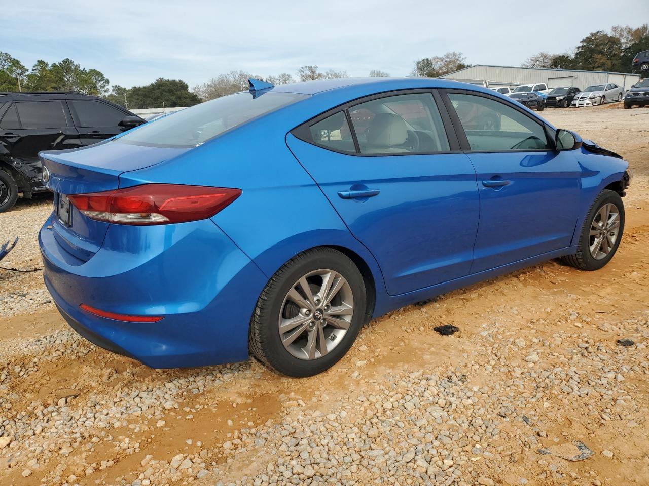 2017 HYUNDAI ELANTRA SE - Image 3