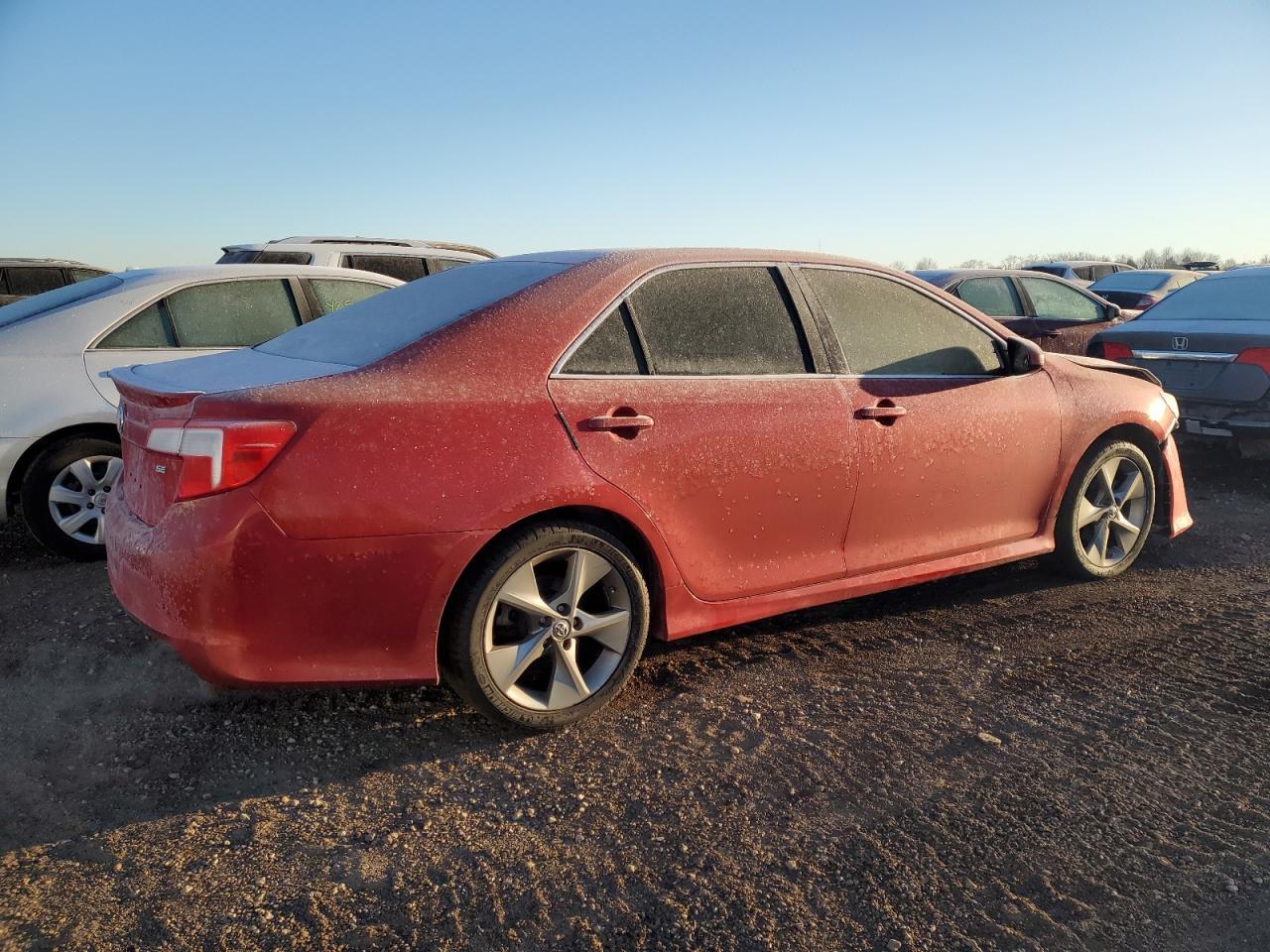 2014 TOYOTA CAMRY L - Image 3