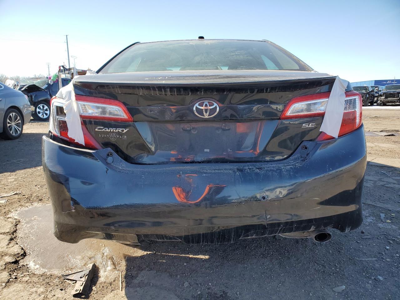 2013 TOYOTA CAMRY L - Image 6