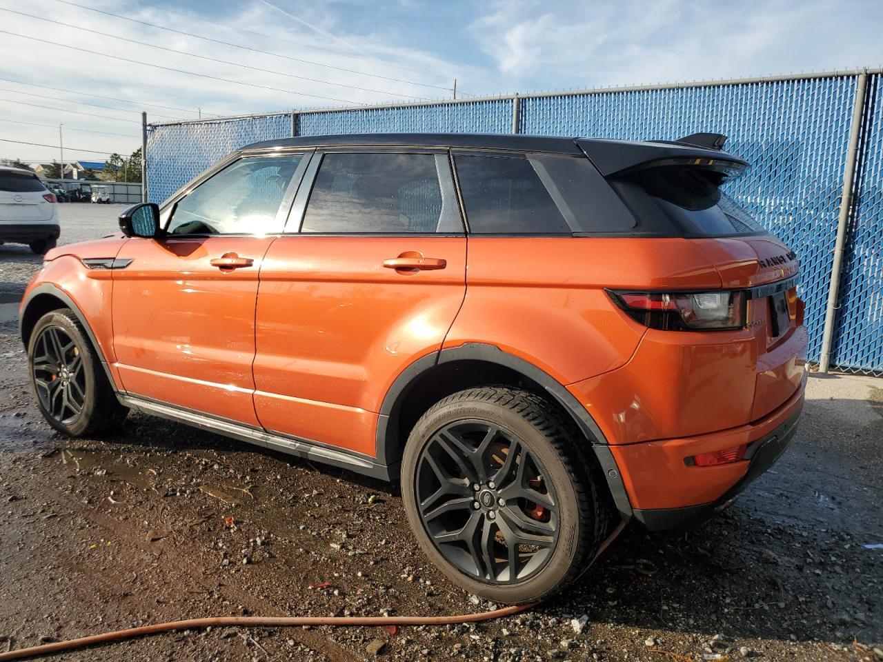 2017 LAND ROVER RANGE ROVE - Image 2