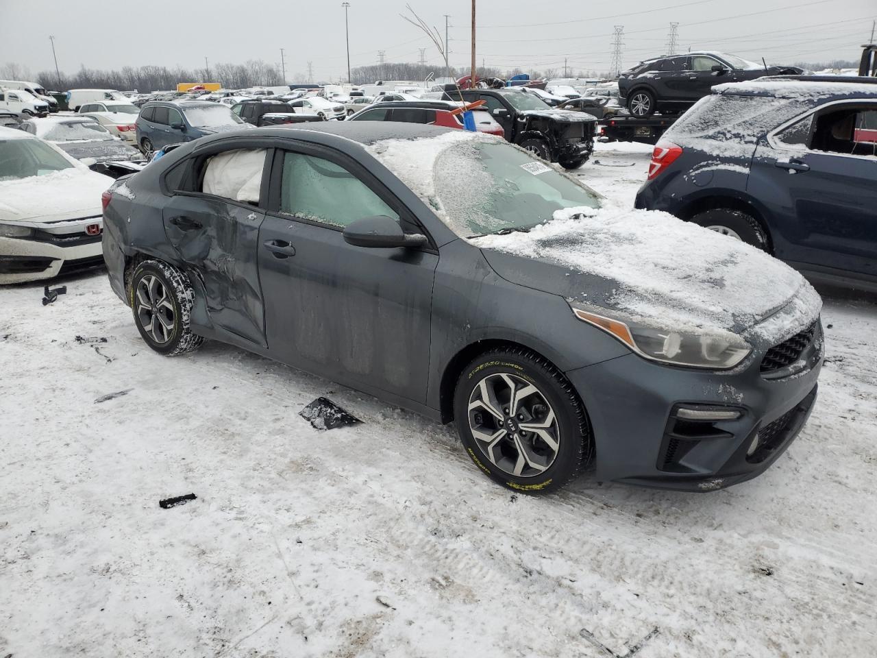 2021 KIA FORTE FE - Фото 4