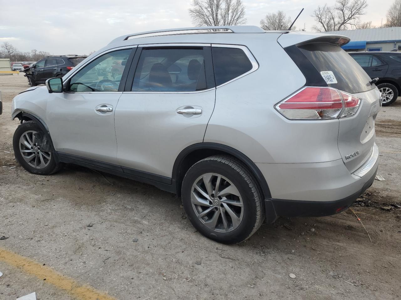 2015 NISSAN ROGUE S - Фото 2