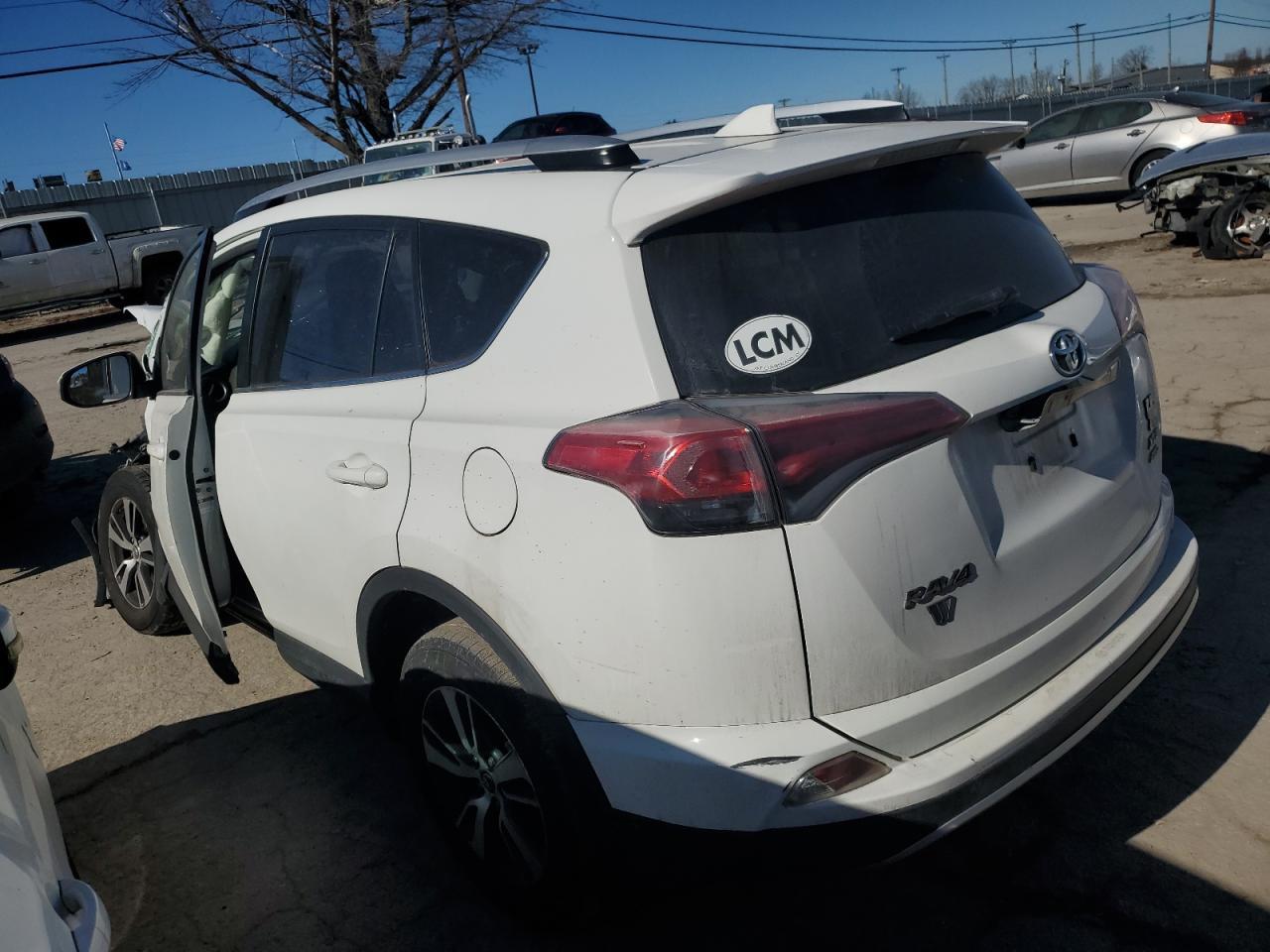 2016 TOYOTA RAV4 XLE - Image 2