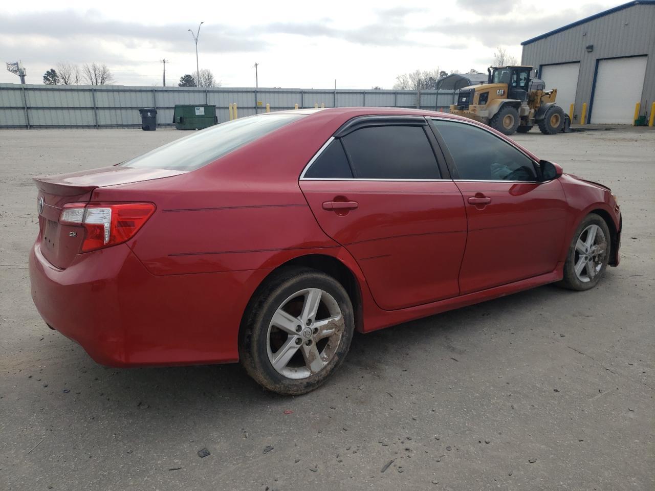 2014 TOYOTA CAMRY L - Image 3