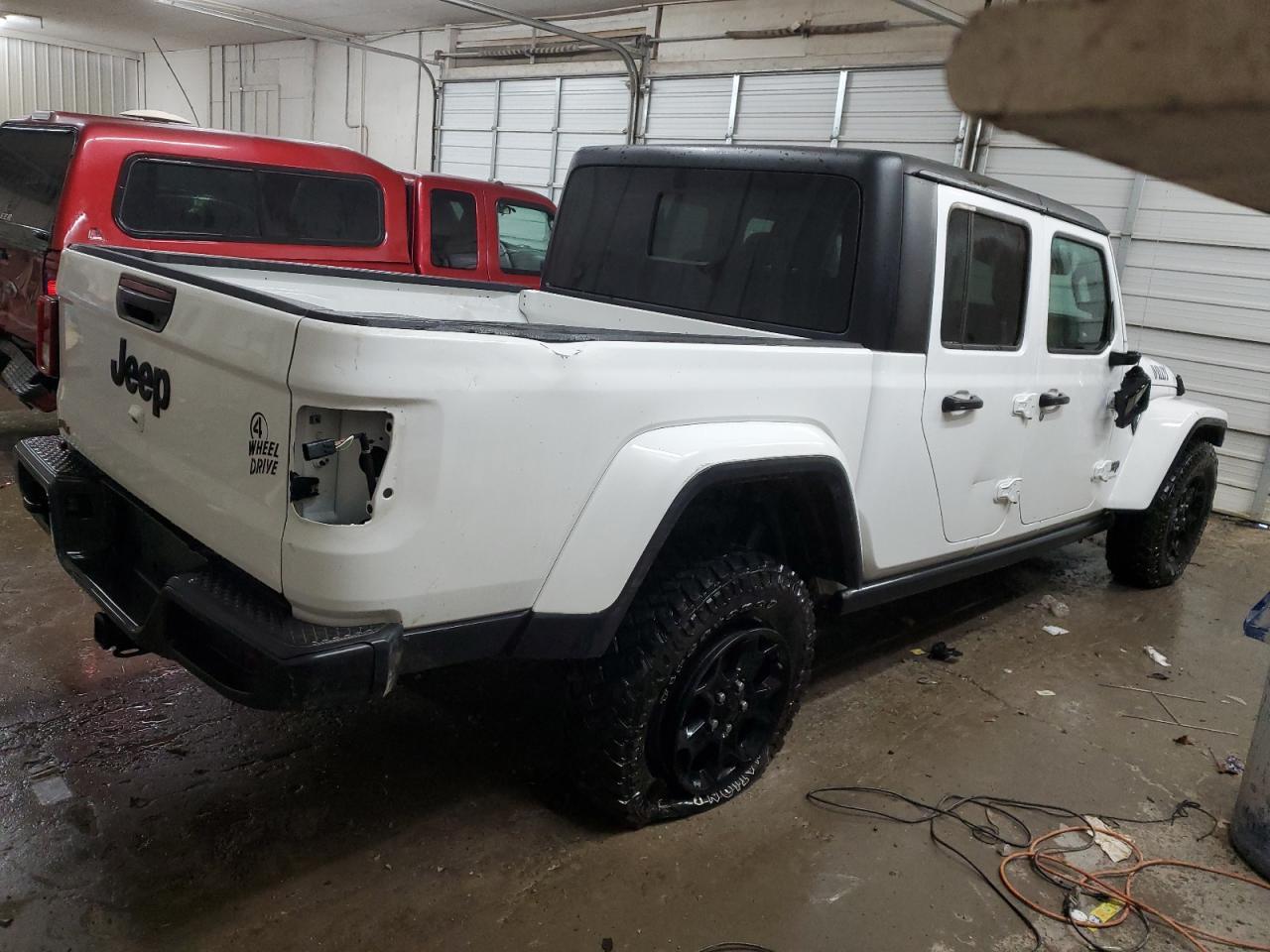 2023 JEEP GLADIATOR - Image 3