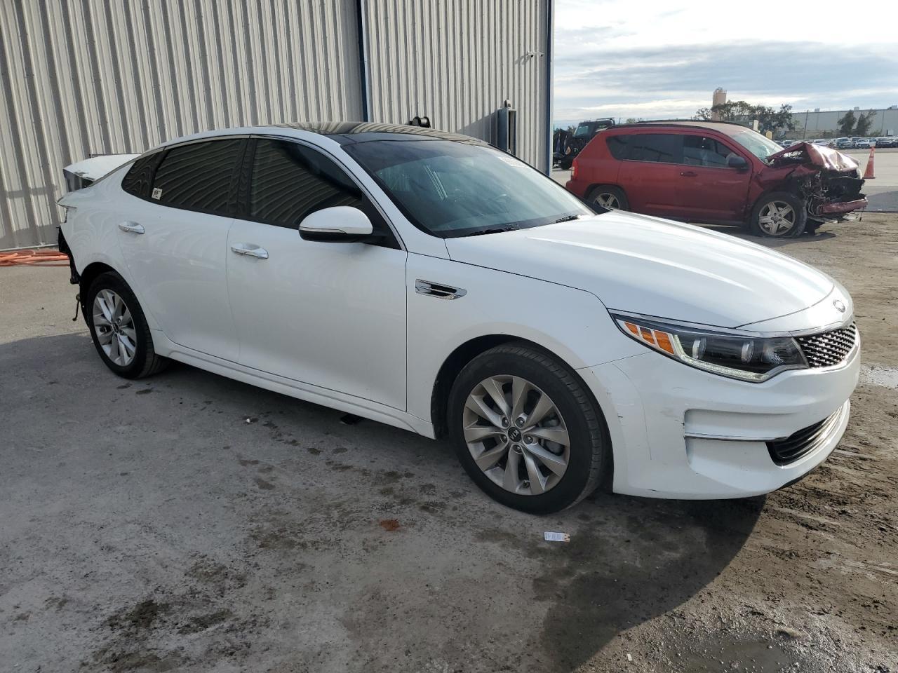 2016 KIA OPTIMA EX - Image 4