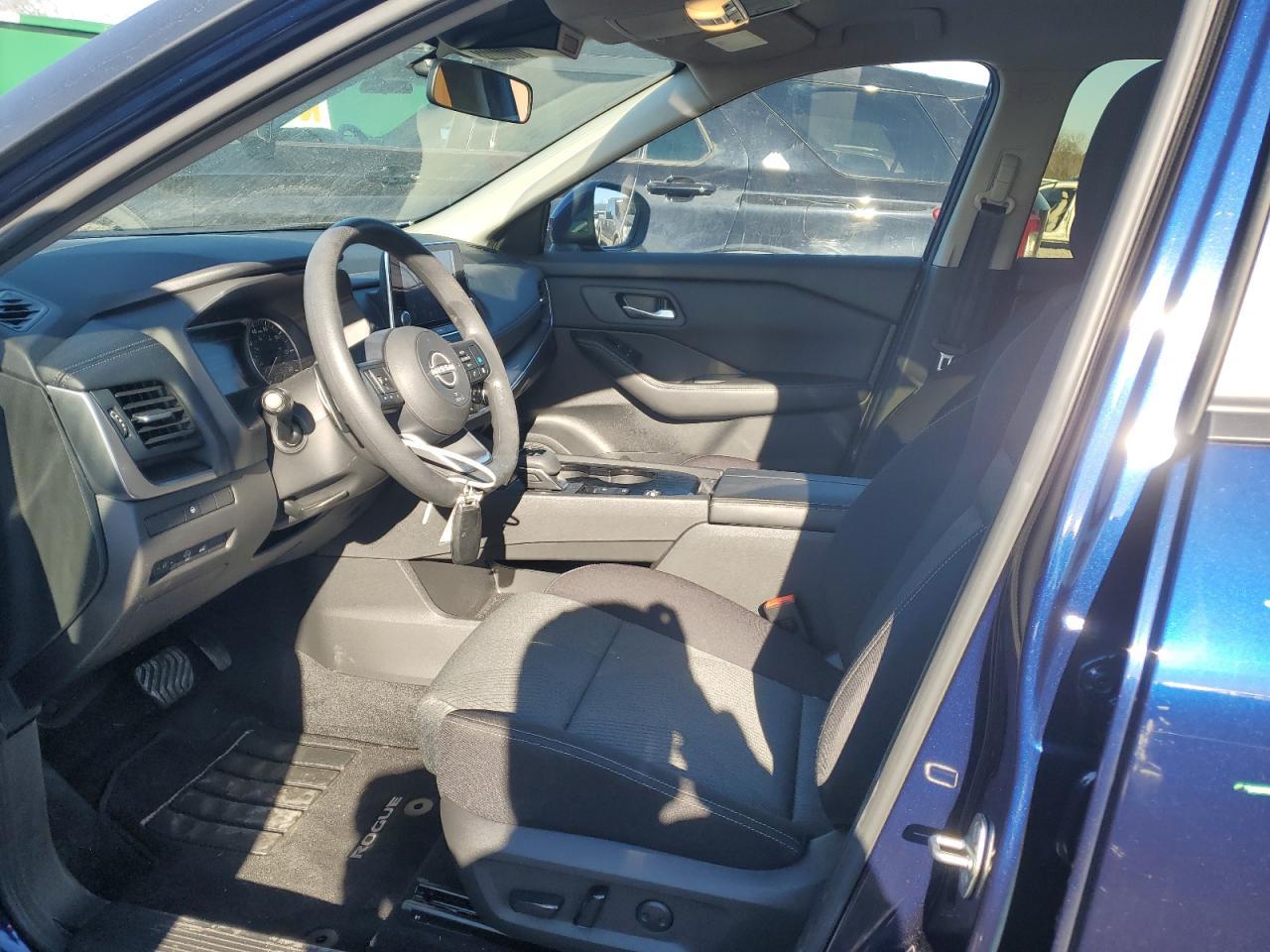 2024 NISSAN ROGUE SV - Image 7