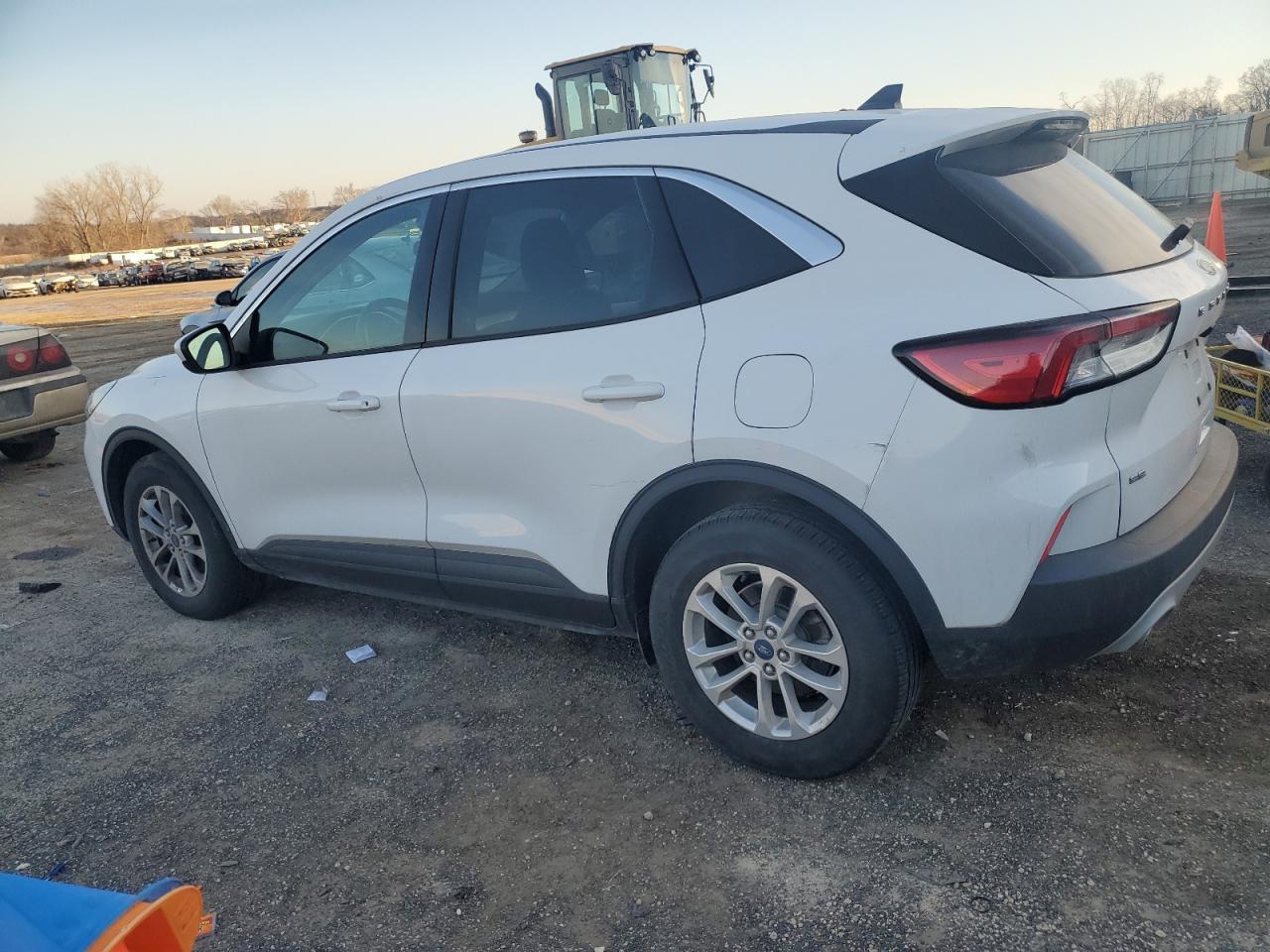 2020 FORD ESCAPE SE - Image 2