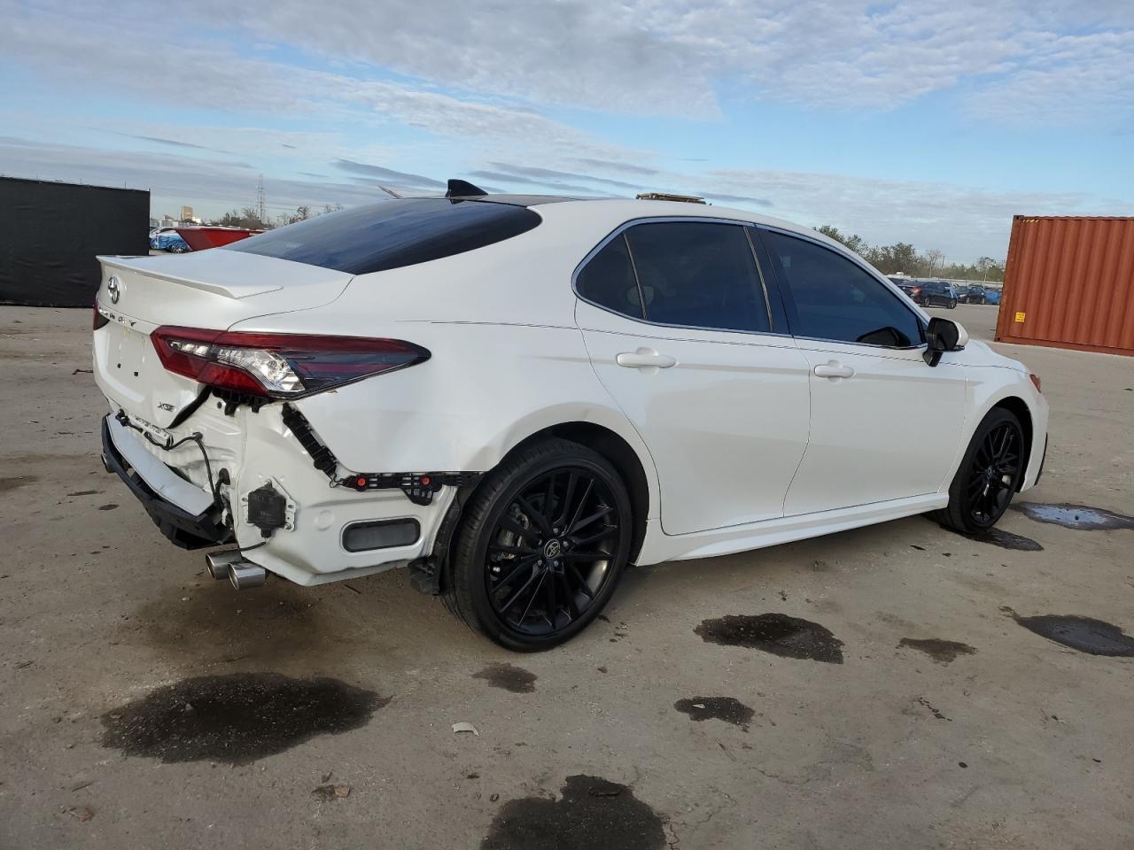2022 TOYOTA CAMRY XSE - Фото 3