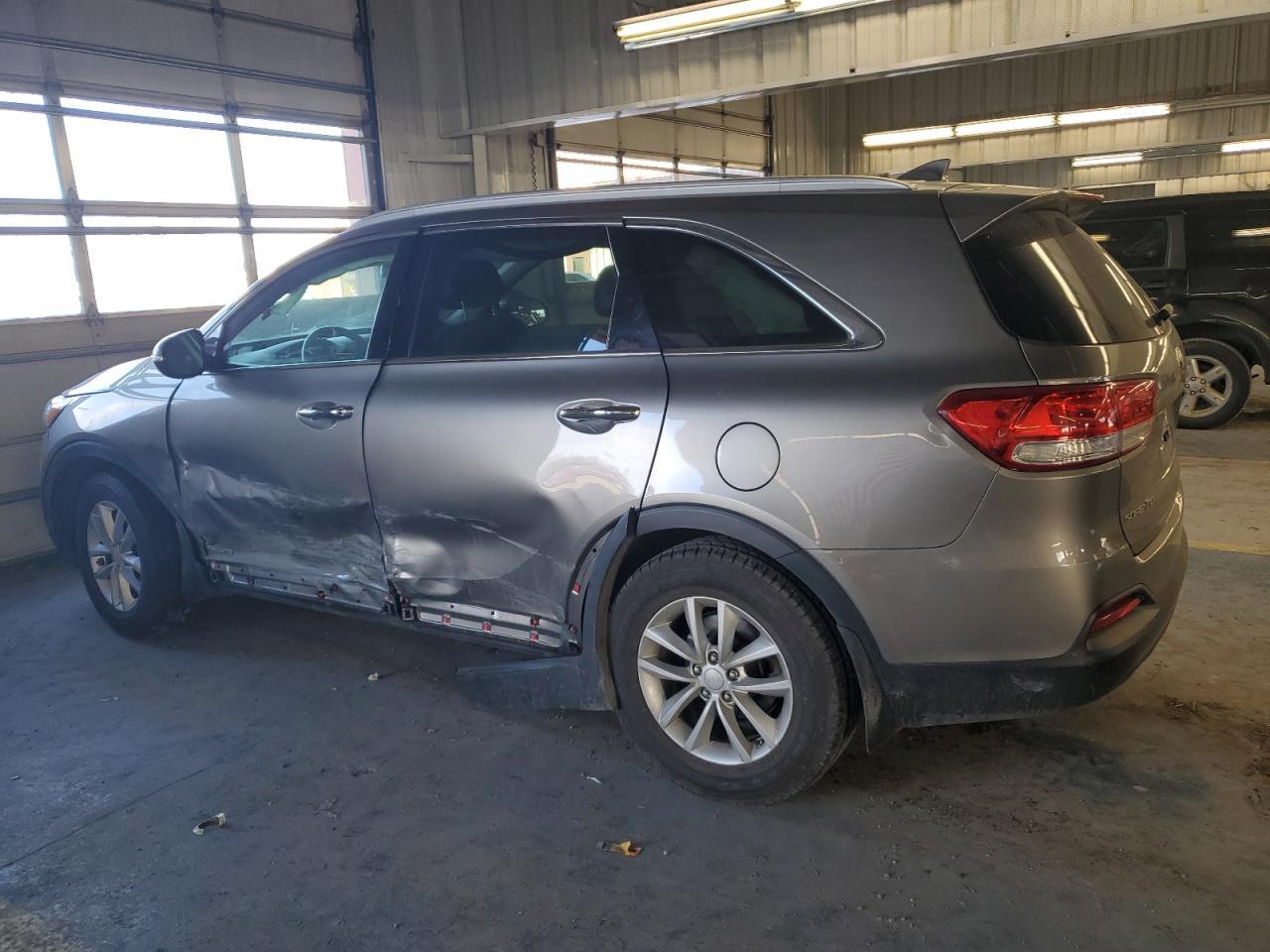 2016 KIA SORENTO LX - Image 2