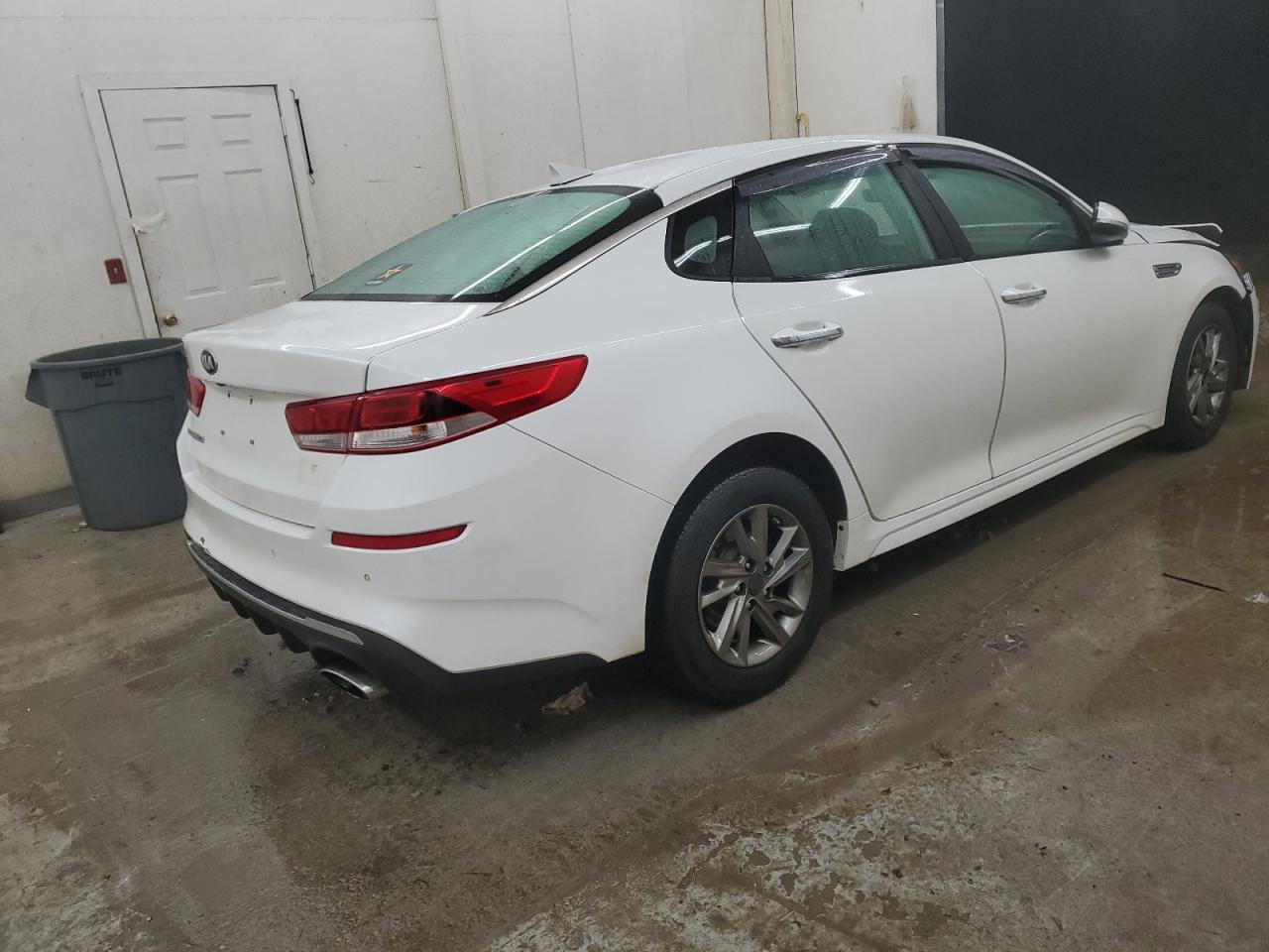 2019 KIA OPTIMA LX - Фото 3