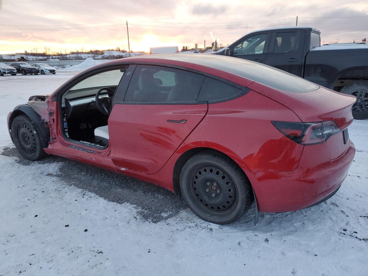 2022 TESLA MODEL 3 - Image 2