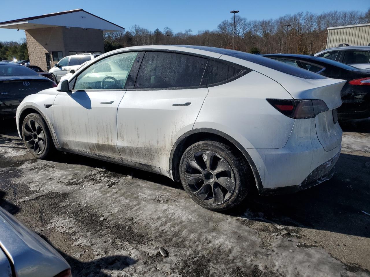 2022 TESLA MODEL Y - Image 2