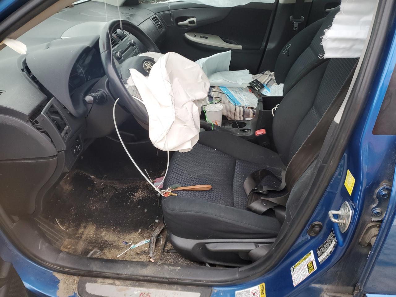 2010 TOYOTA COROLLA XR - Image 7