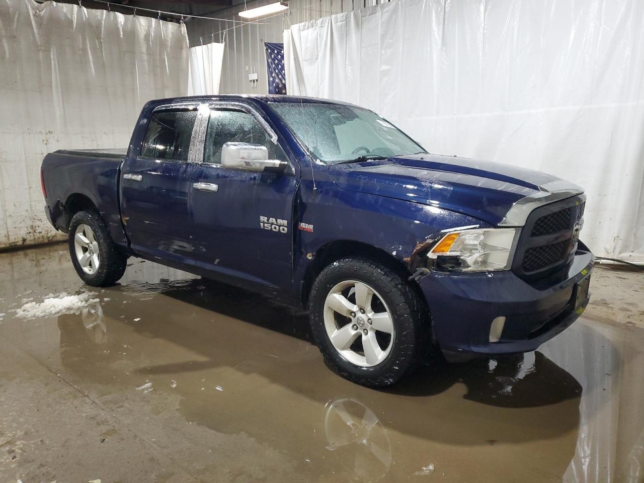 2014 RAM 1500 ST - Image 4